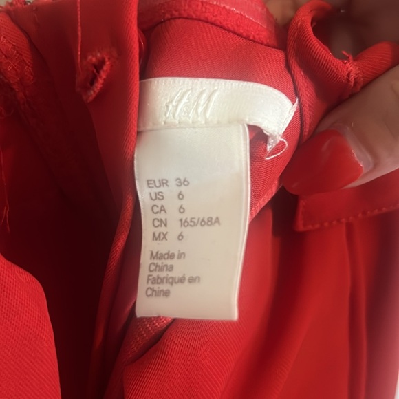 H&M red jumpsuit - Picture 3 of 3